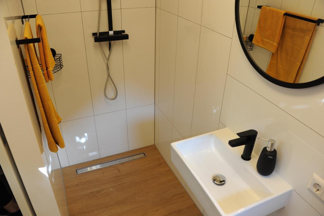 Studio-Apartment Kontaktloser Check-In Meckenbeuren Bagian luar foto