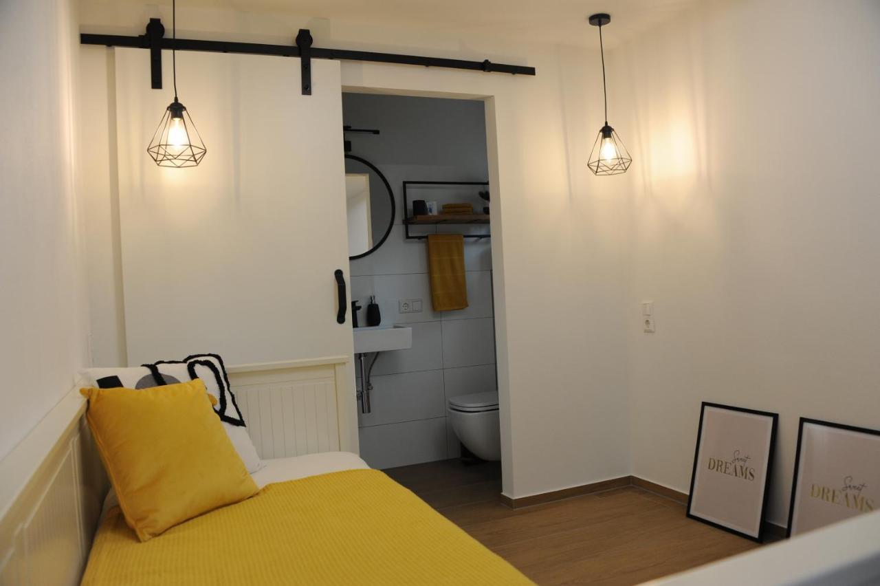 Studio-Apartment Kontaktloser Check-In Meckenbeuren Bagian luar foto