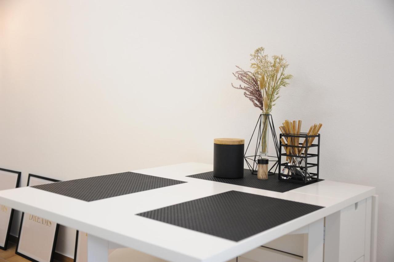 Studio-Apartment Kontaktloser Check-In Meckenbeuren Bagian luar foto
